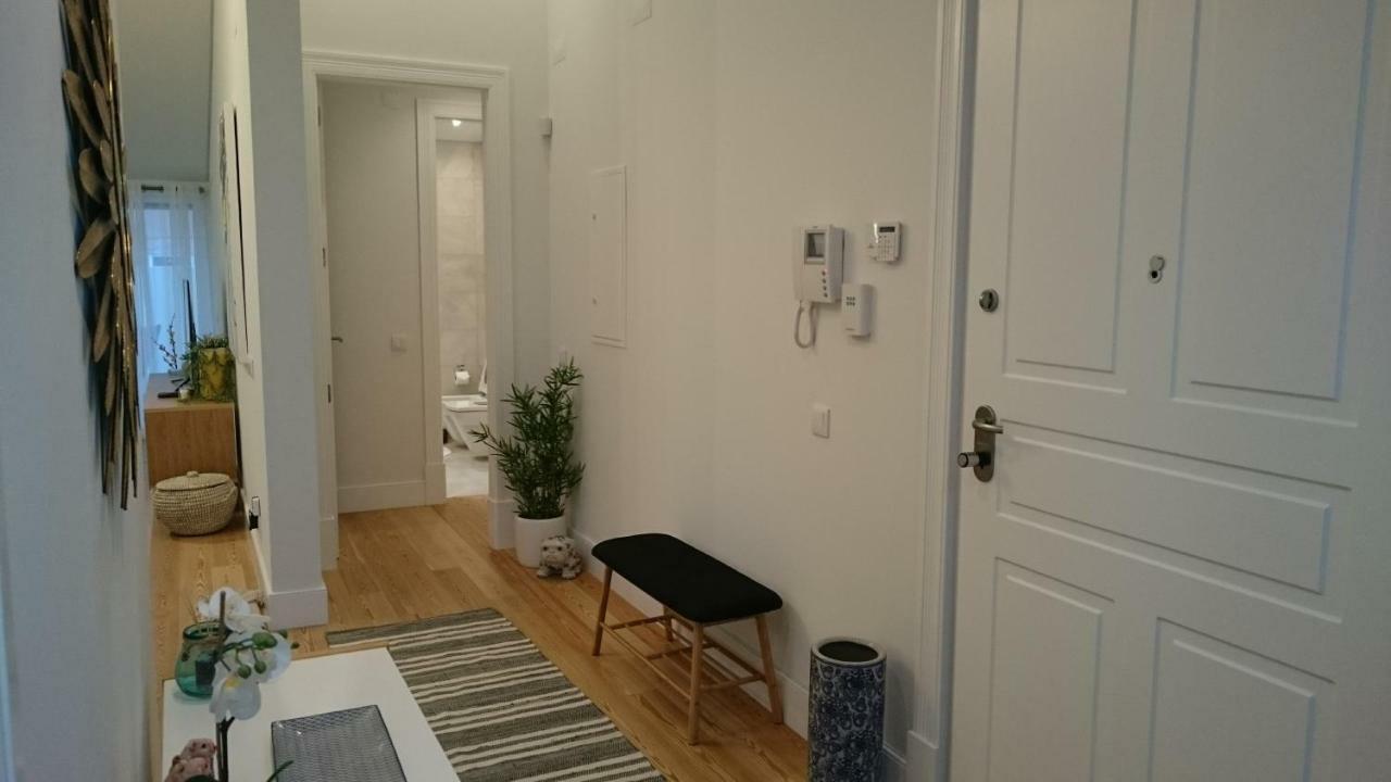 Tauro 195 Near El Corte Ingles Appartement